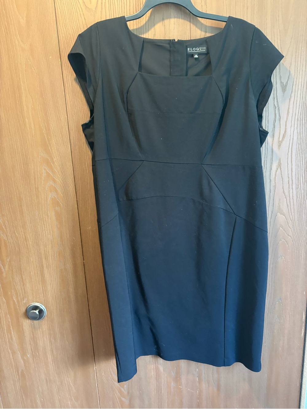 Eloquii Black Cap-Sleeve Midi Sheath Dress